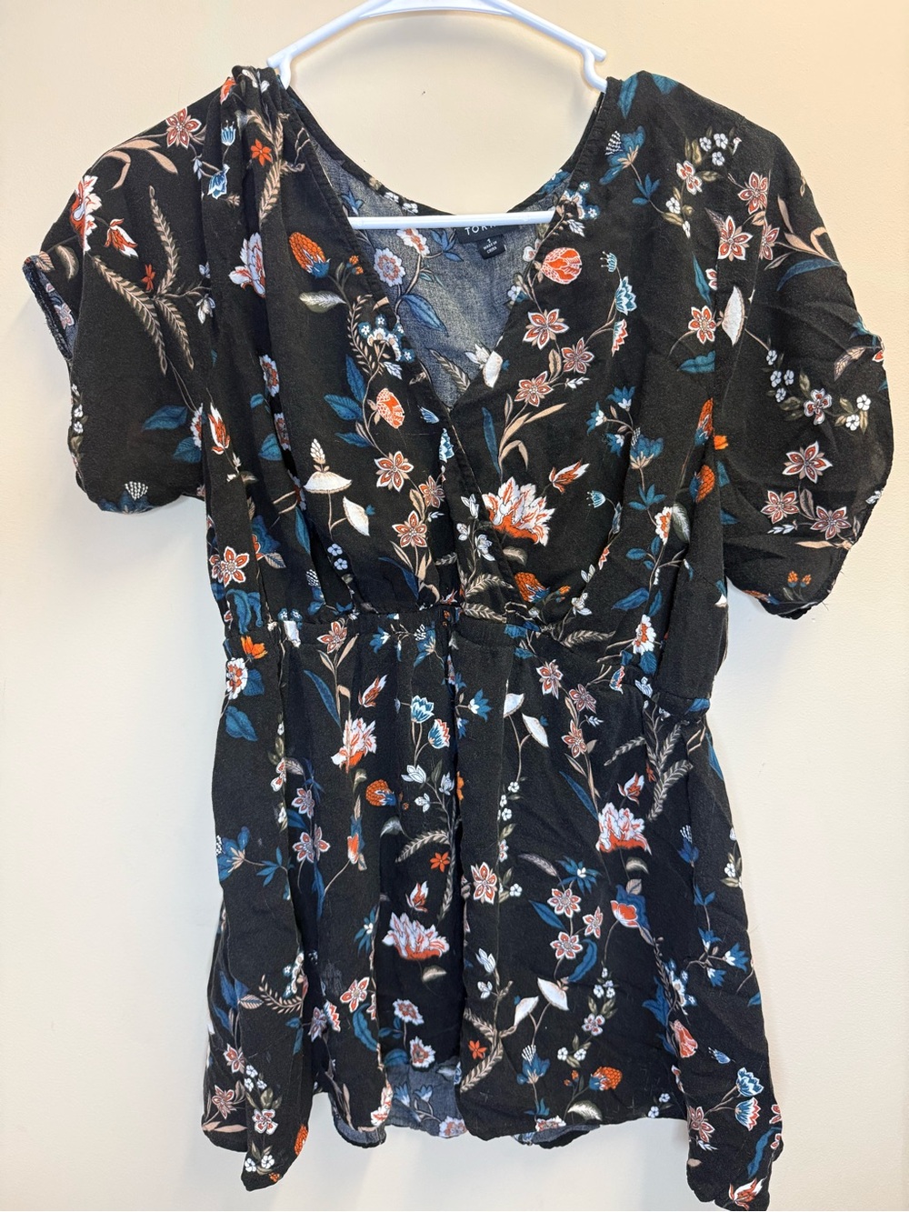 Women’s Floral TORRID top